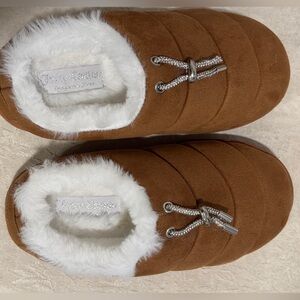 Juicy Couture slippers with fur lining